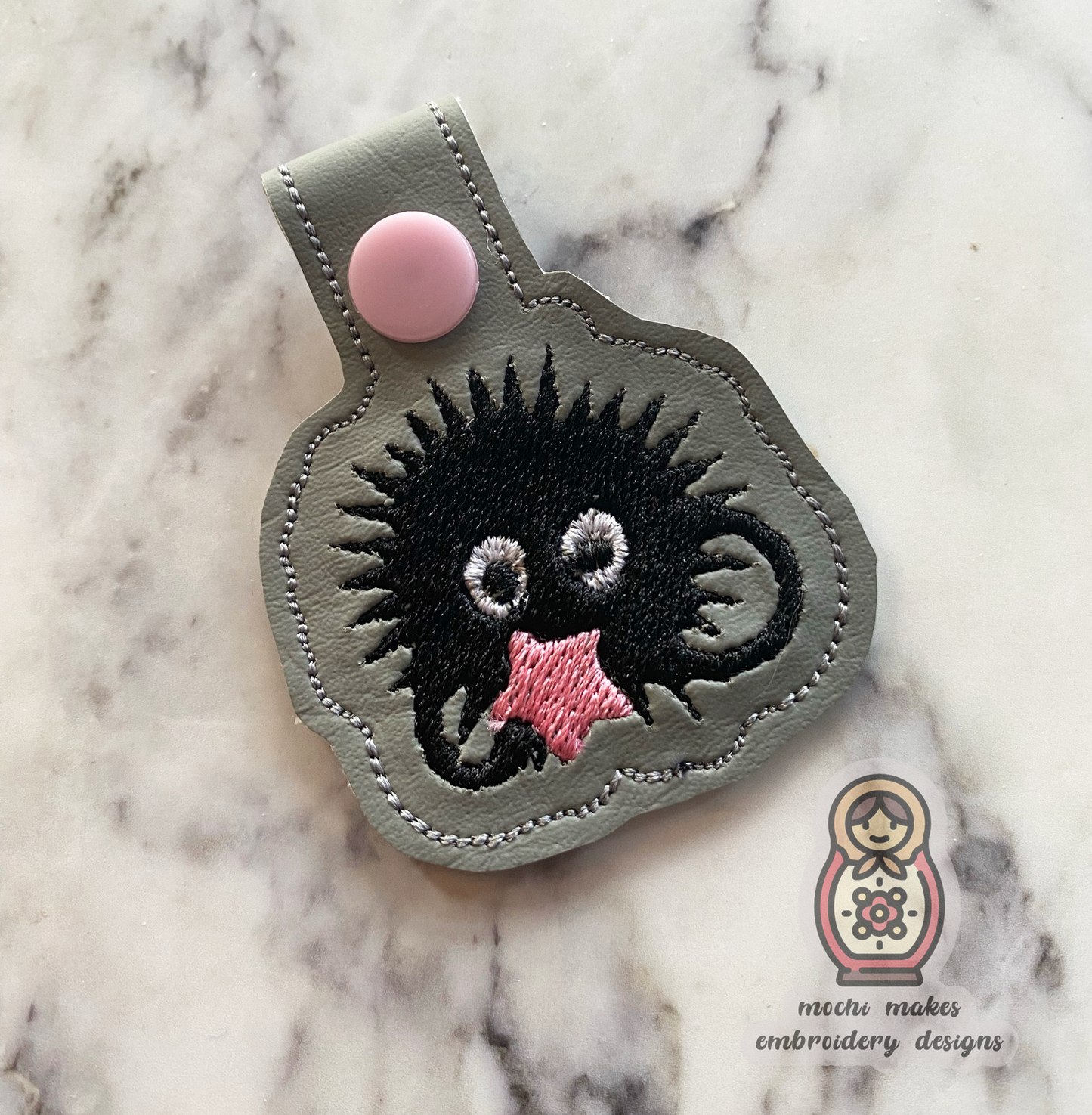 Dust Sprite / Soot Sprite from My Neighbour Totoro ITH Keychain Digital Embroidery Design 4x4